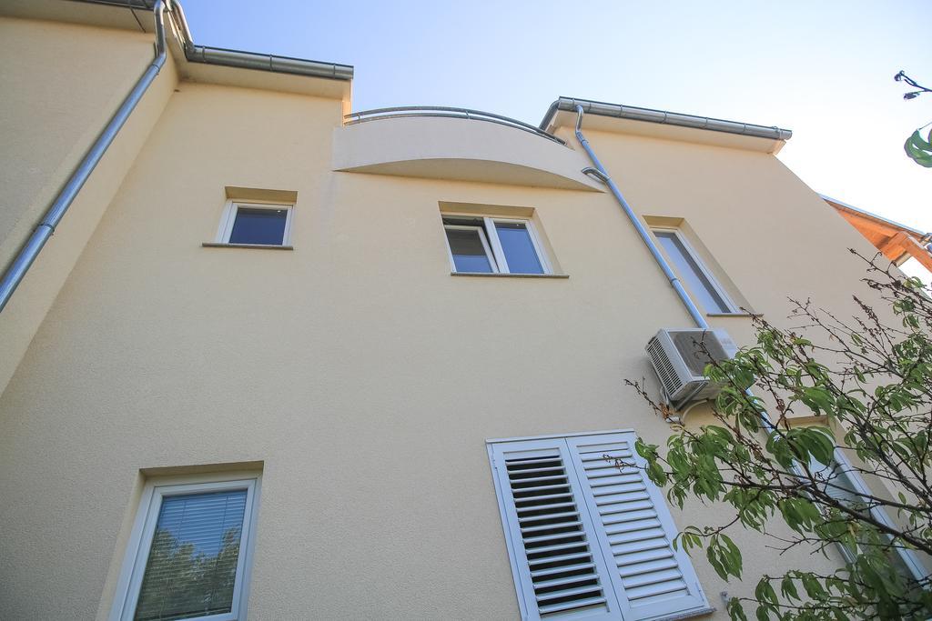 Apartment Ana Vodice Extérieur photo